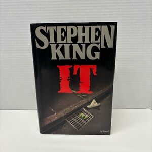 IT By Stephen King 1st Edition 1st Print in good Vintage Condition
